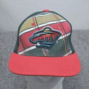 Minnesota Wild Plaid Hat Size S / M Green Red NHL Fitted Cap‎ Style Hockey Logo
